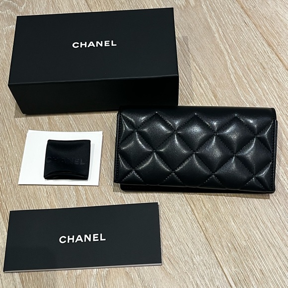 AUTHENTIC Chanel Sunglasses Case & Box - Picture 3 of 6